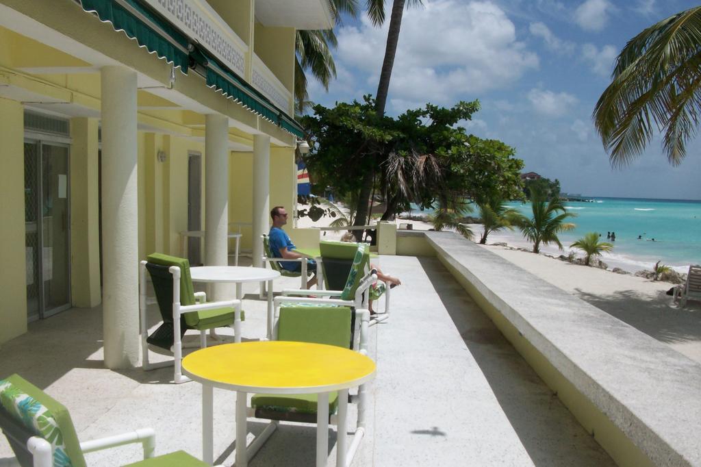 Chateau Blanc Apartments On Sea Christ Church Exterior photo